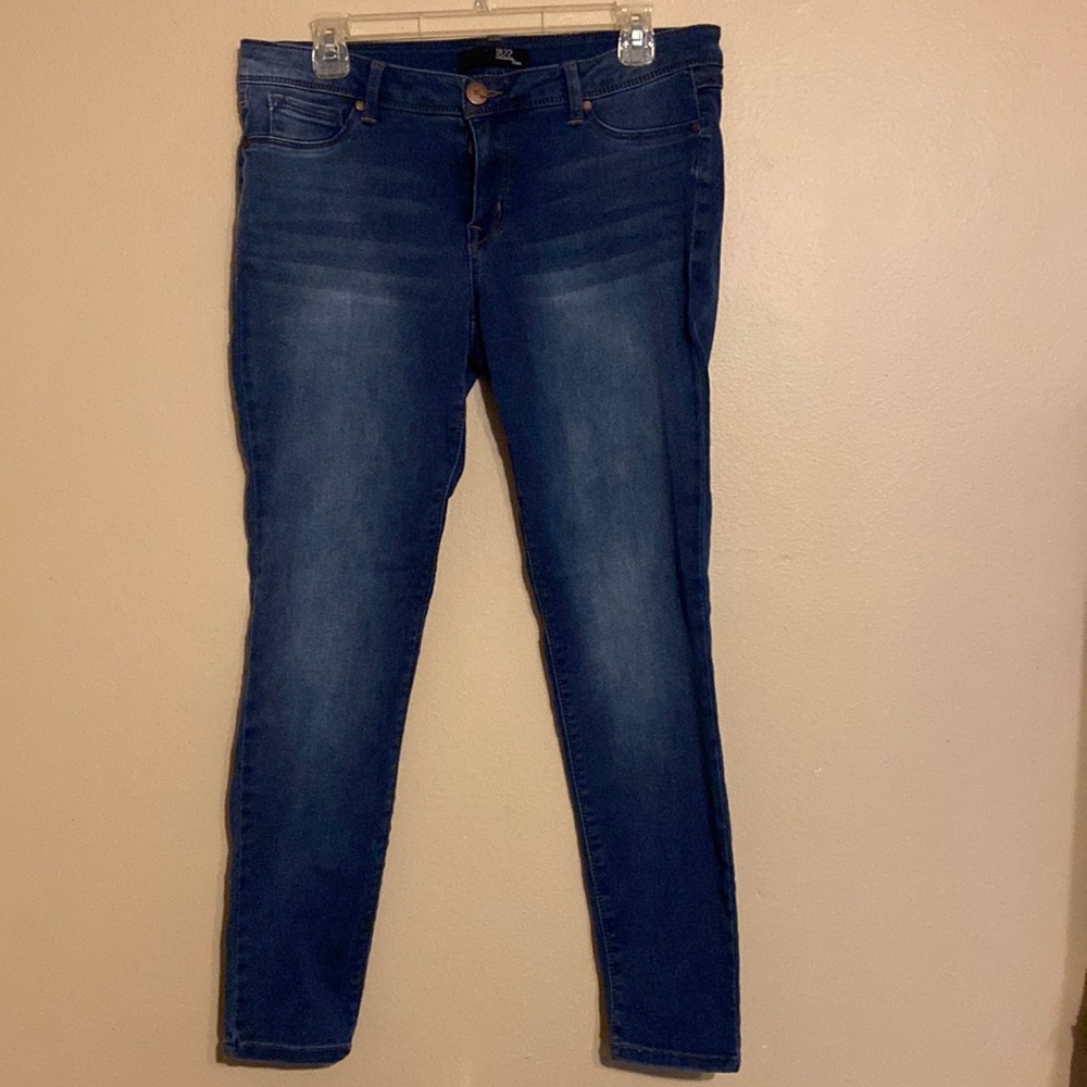 1822 Denim 31